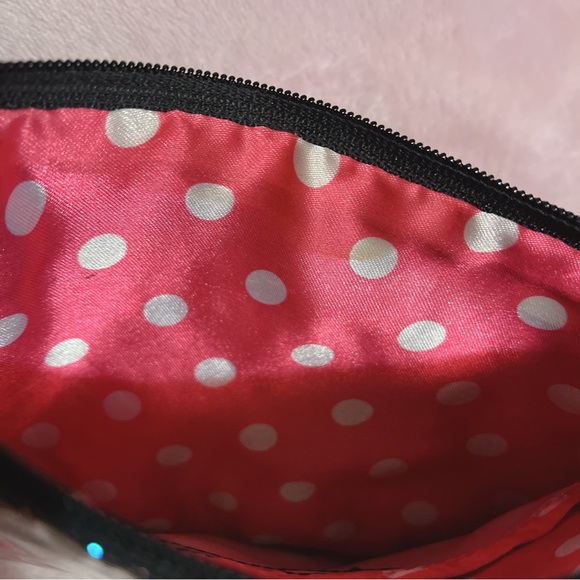 🎉HP!🎉 Sanrio Vivitix Hello Kitty Glitter Crossbody Bag - Picture 7 of 11